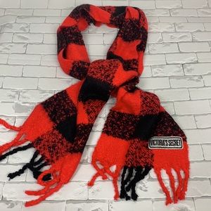 Victoria’s Secret ref black Buffalo plaid scarf. Tassels. Sparkle logo.